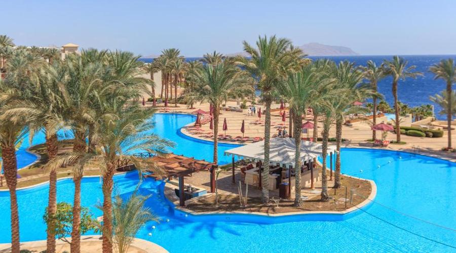 Grand Rotana Resort